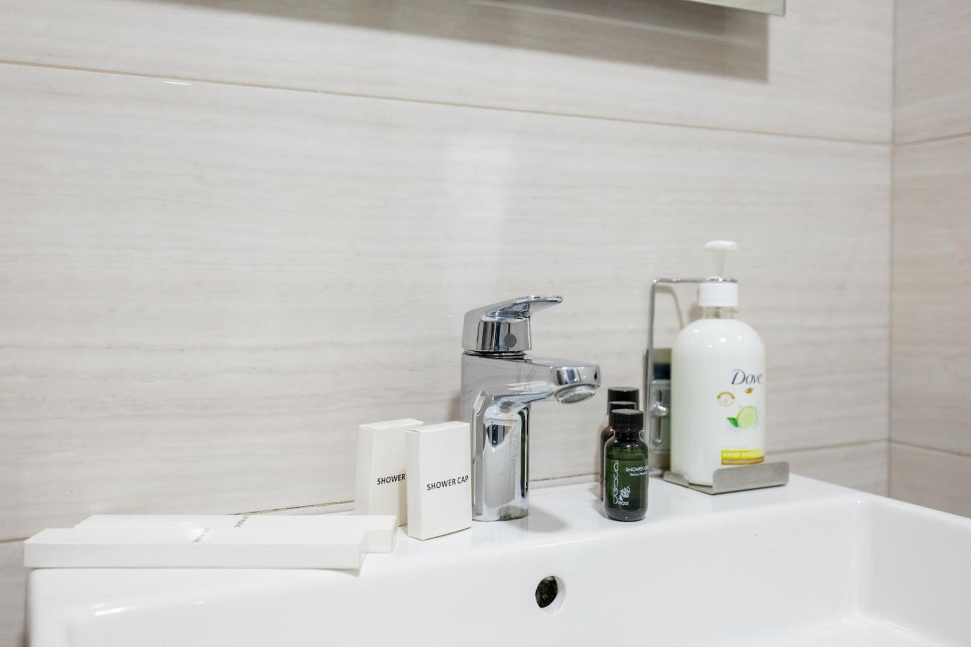 Brosse Garden Hotel Tbilisi Ruang foto