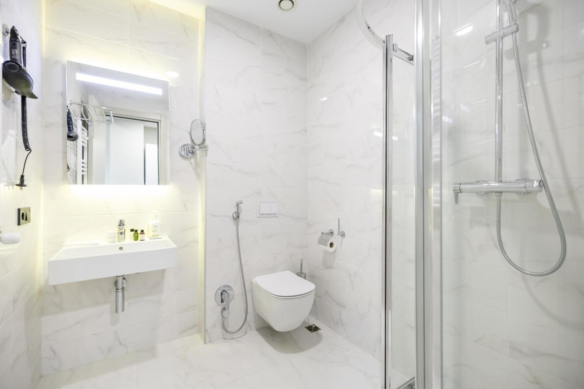 Brosse Garden Hotel Tbilisi Ruang foto