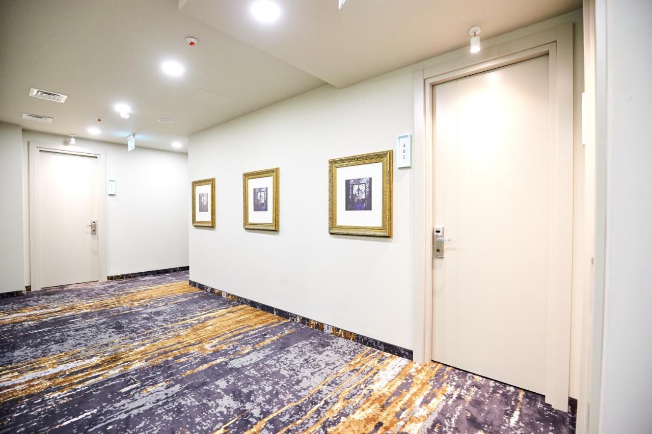 Brosse Garden Hotel Tbilisi Bagian luar foto
